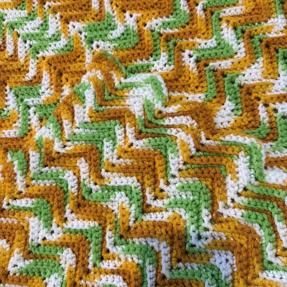 VTG Grandma Made Chevron Afghan Sofa Throw Blanket Zigzag Mustard Green Acrylic